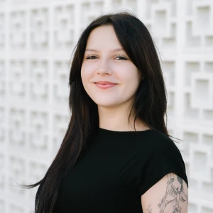 image of agent Sophia Aponte