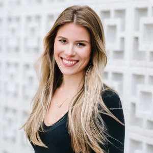 image of agent Veronica Burgos